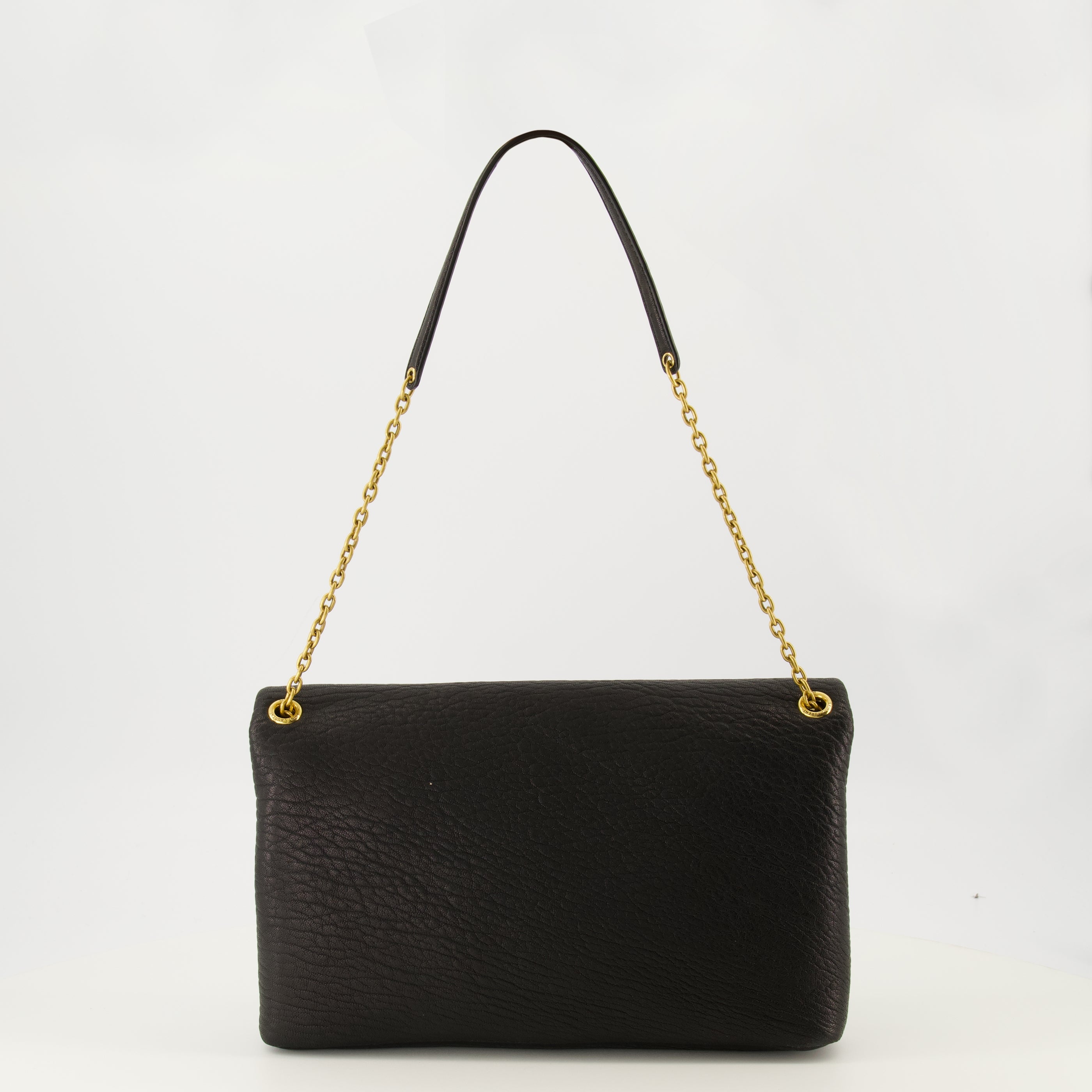 Image de l'article Pochette Cassandre medium en cuir noir de la marque Saint Laurent pour Femme - Saison Printemps-Été 2026 - Vue de Dos