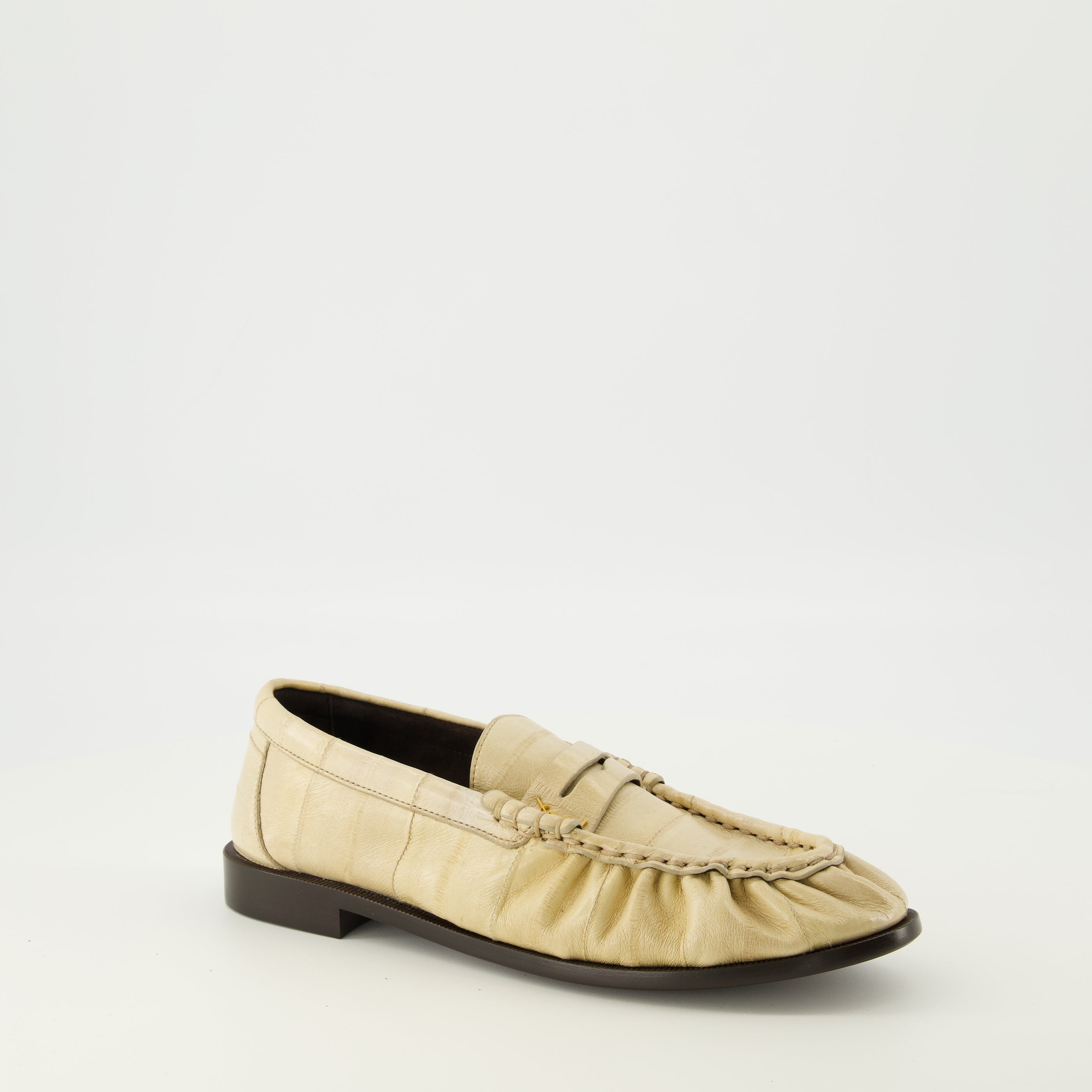 Mocassins Mocassins Loafer de Couro de Eel Bege Saint Laurent Beige Femme