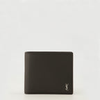 Image de l'article Portefeuilles Tiny Cassandre noir argenté de la marque Saint Laurent pour Homme - Saison Printemps-Été 2026 - Vue de Face