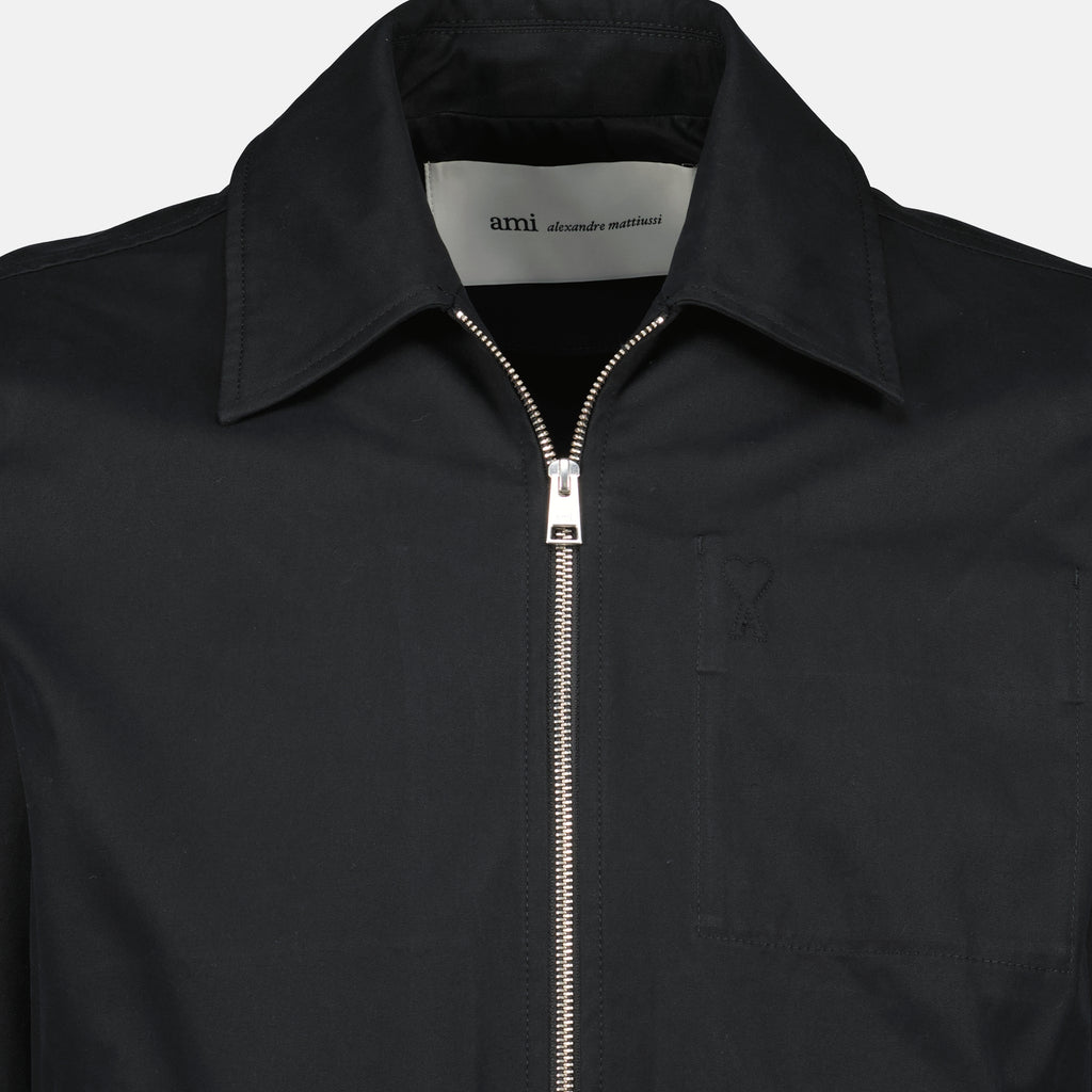 Image of the black AMI heart jacket from the brand Ami PARIS for men - Spring-Summer 2026 - Detailed view_2