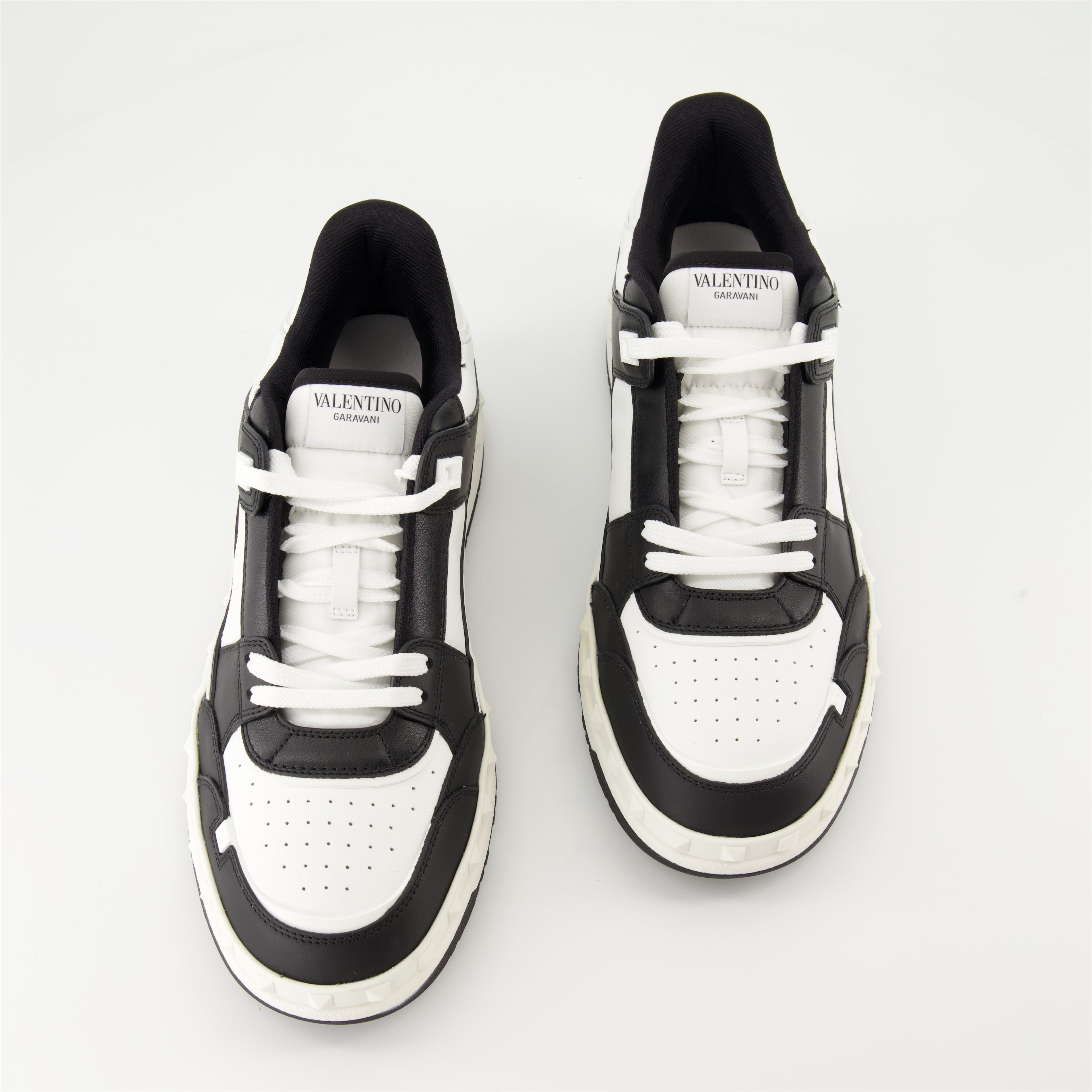 Sneakers Baskets Freedots Valentino Garavani Black Homme