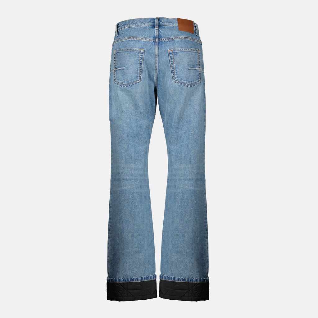 Imagen del jeans Cannage azul de Dior para Hombre - Temporada Primavera-Verano 2026 - Vista Trasera