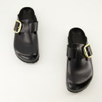 Image de l'article Mules Boston Big Buckle de la marque Birkenstock pour Femme - Saison Automne-Hiver 2025 - Vue de dessus paire de chaussure