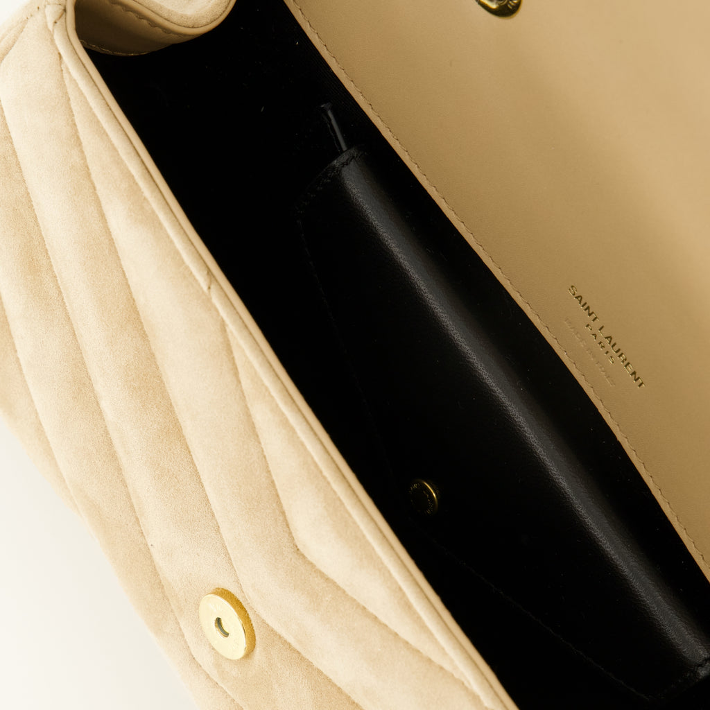 Image de l'article Sac Loulou small en suède beige de la marque Saint Laurent pour Femme - Saison Printemps-Été 2026 - Vue détaillée_3