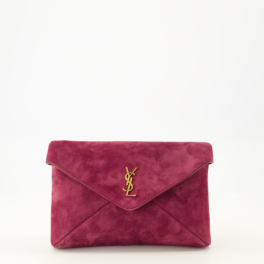 Image de l'article Petite pochette Cassandre en suède violette de la marque Saint Laurent pour Femme - Saison Printemps-Été 2026 - Vue de Face