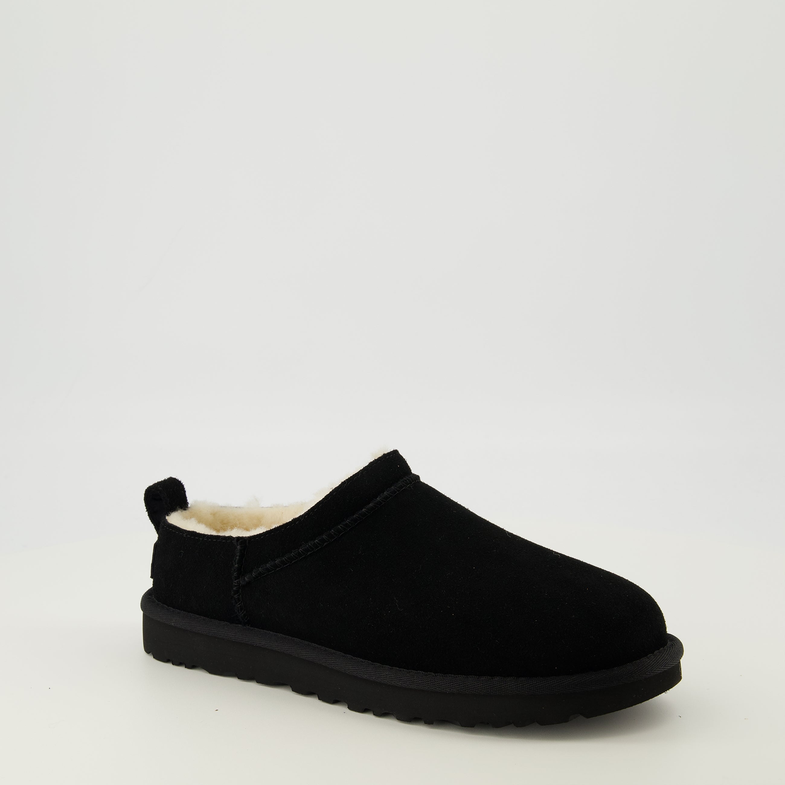 Image of the Ugg Women's Classic Micro Black Booties - Spring-Summer 2026 Season - Front Right Three-Quarter View