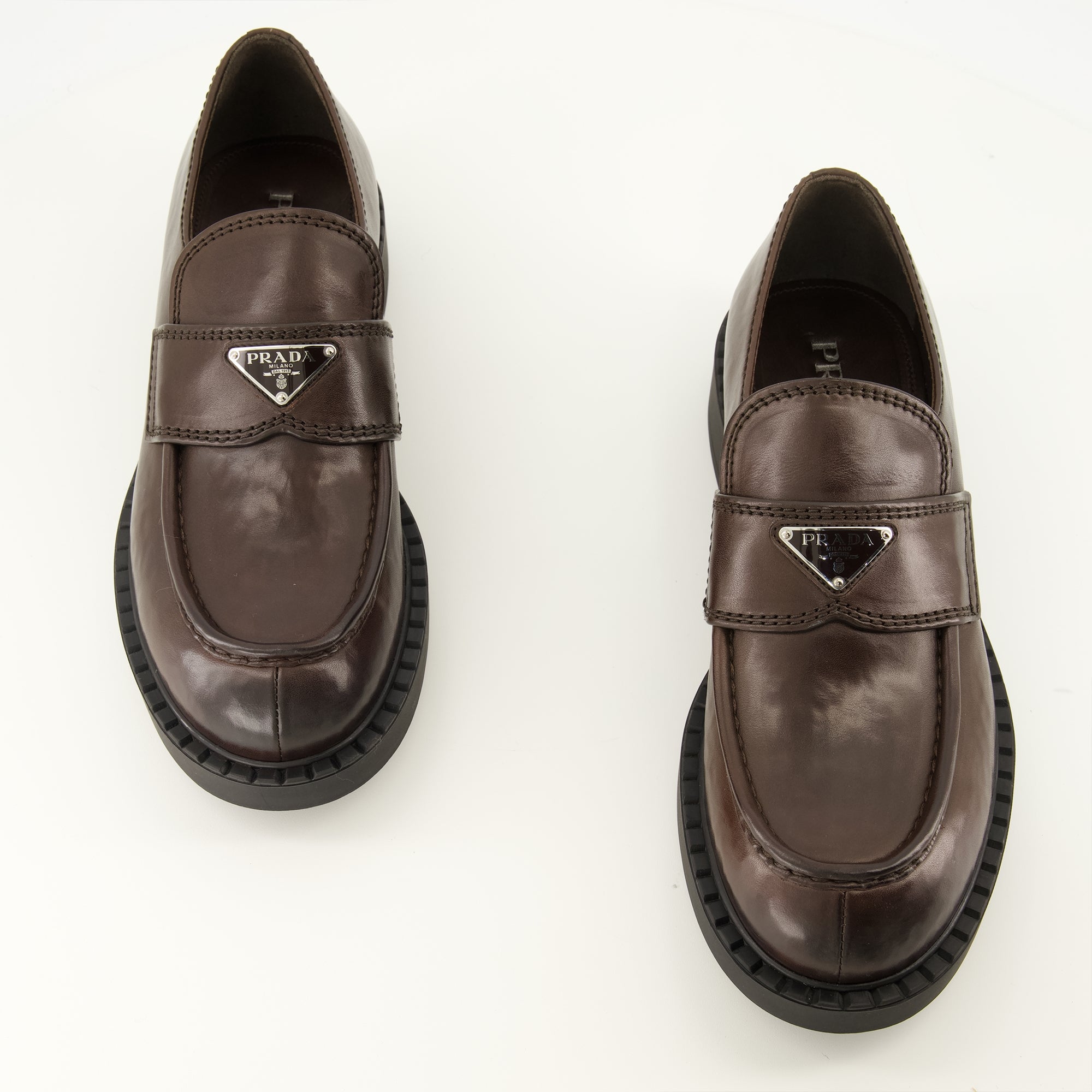 Gentleglamレザーローファー Valentino Garavani - メンズ – myCompañero