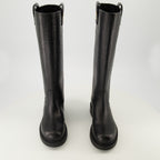 Imagem das Botas Filo em couro preto da marca Fendi para Mulher - Temporada Outono-Inverno 2025 - Vista de cima do par de sapatos