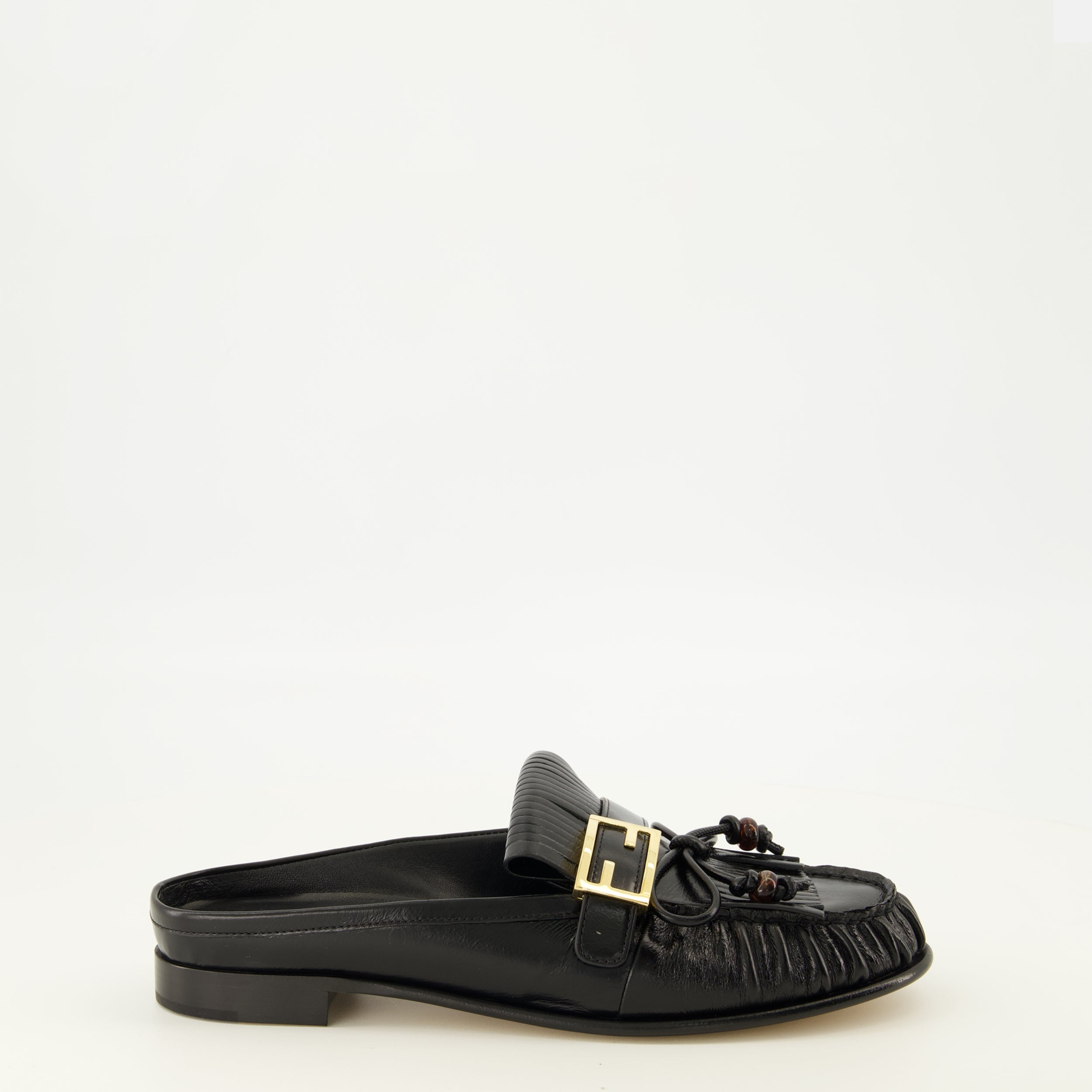 Chaussures ouvertes Mules Baguette em Couro Preto Fendi Noir Femme