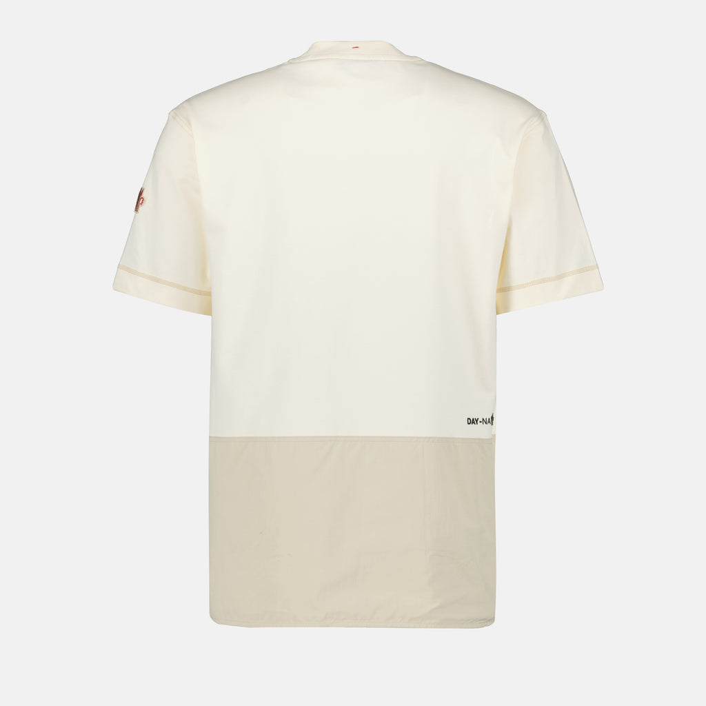 T-Shirts T-Shirt mit Tasche Moncler Grenoble Beige Homme