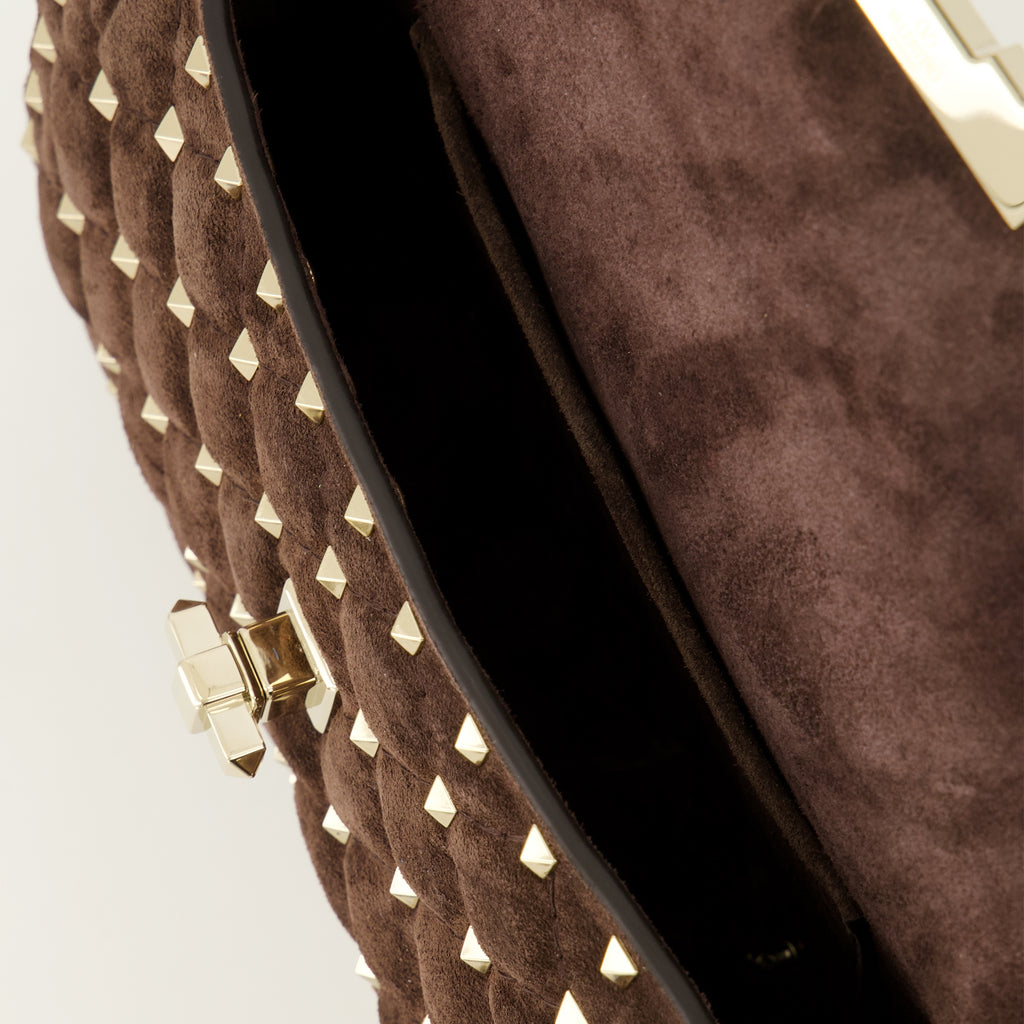 Sacs à main et épaule Petit sac Rockstud Spike en daim marron Valentino Garavani Marron Femme