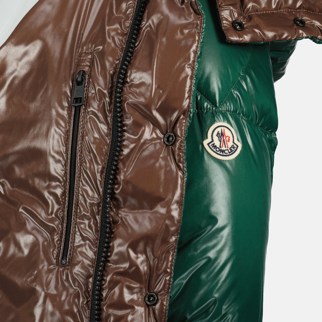 Image of the Parana khaki down jacket from the Moncler brand for Men - Autumn-Winter 2025 - Detailed View_2