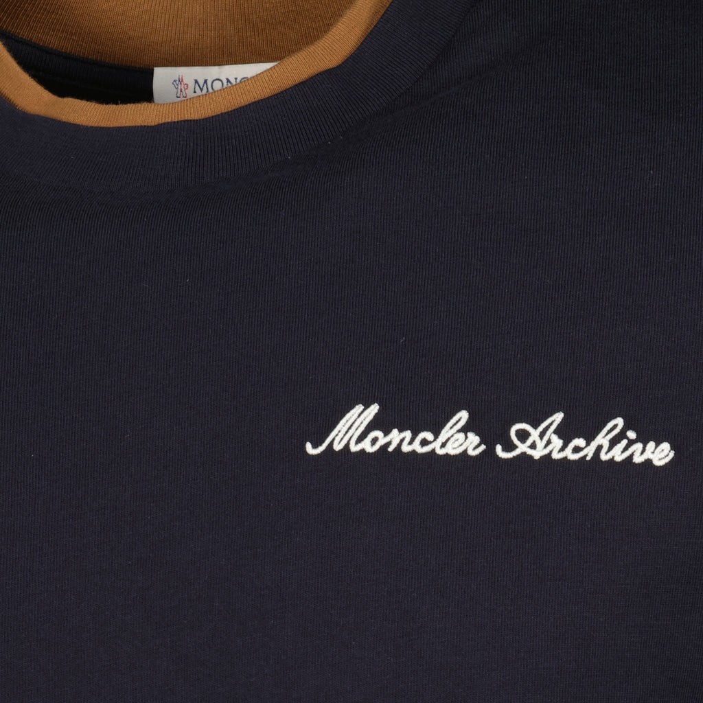 Image of the Moncler men's navy blue embroidered T-shirt - Spring-Summer 2026 - Detailed view_1