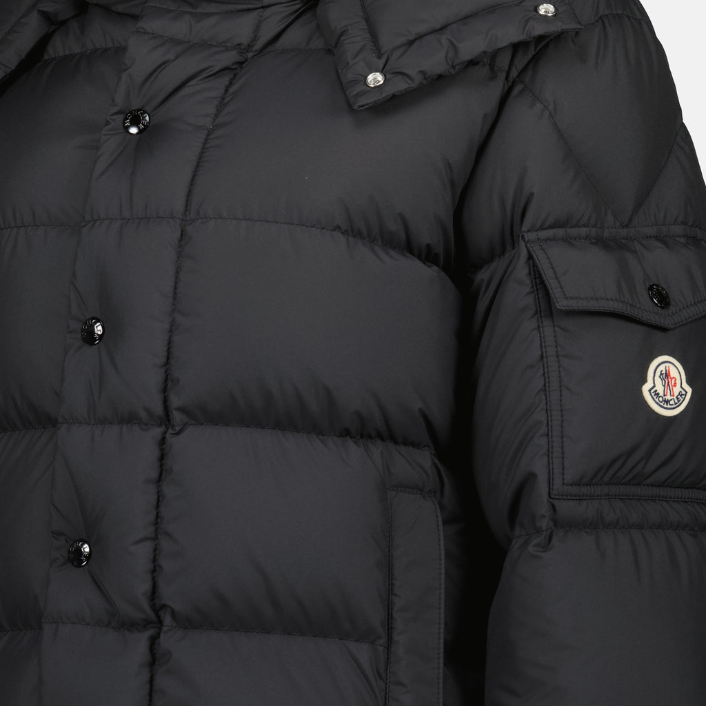 Immagine dell'articolo Doudoune Maya 70 del marchio Moncler per Donna - Stagione Autunno-Inverno 2025 - Vista Dettagliata_3