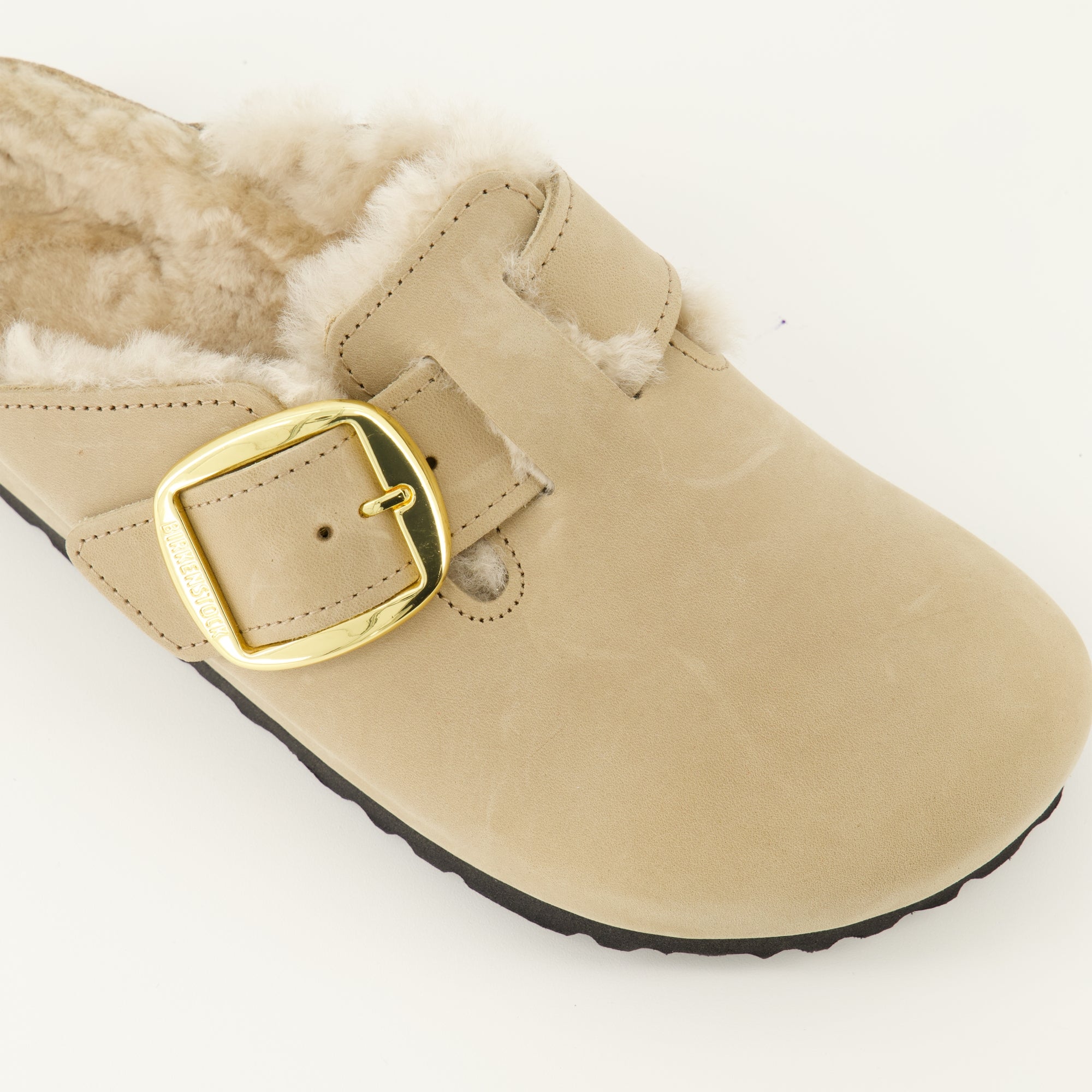 Image de l'article Mules Boston Big Buckle de la marque Birkenstock pour Femme - Saison Automne-Hiver 2025 - Vue détaillée de haut