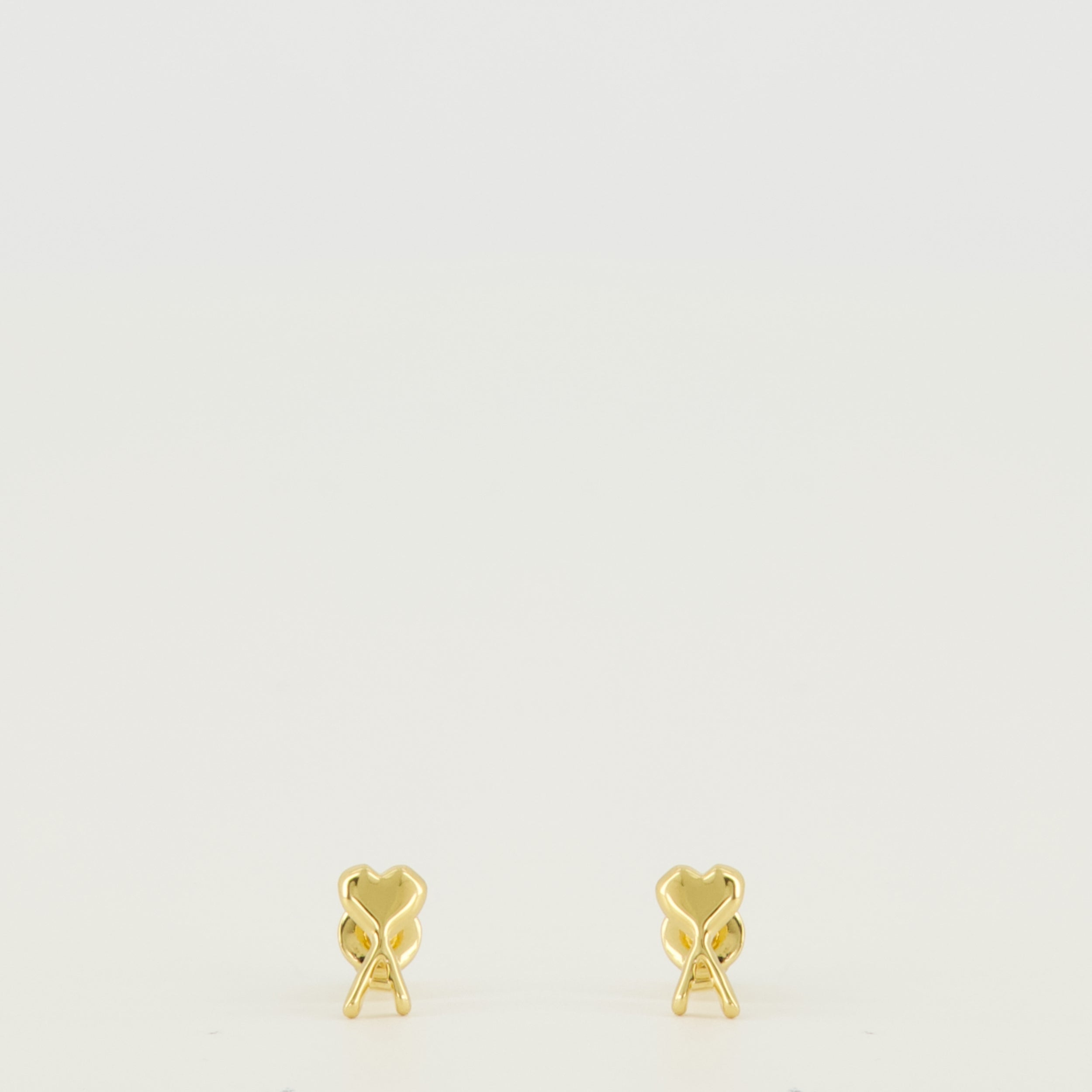 Image of the item Golden Heart Friend Earrings by the brand Ami PARIS for Women - Spring-Summer 2026 - Front View