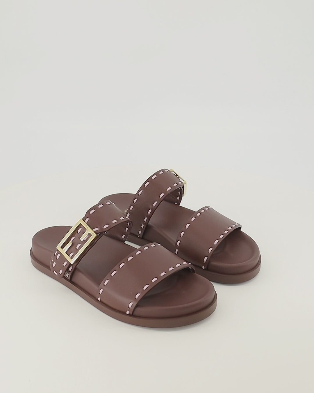 Chaussures ouvertes Fendi Feel Brown Leather Sandals Fendi Marron Femme
