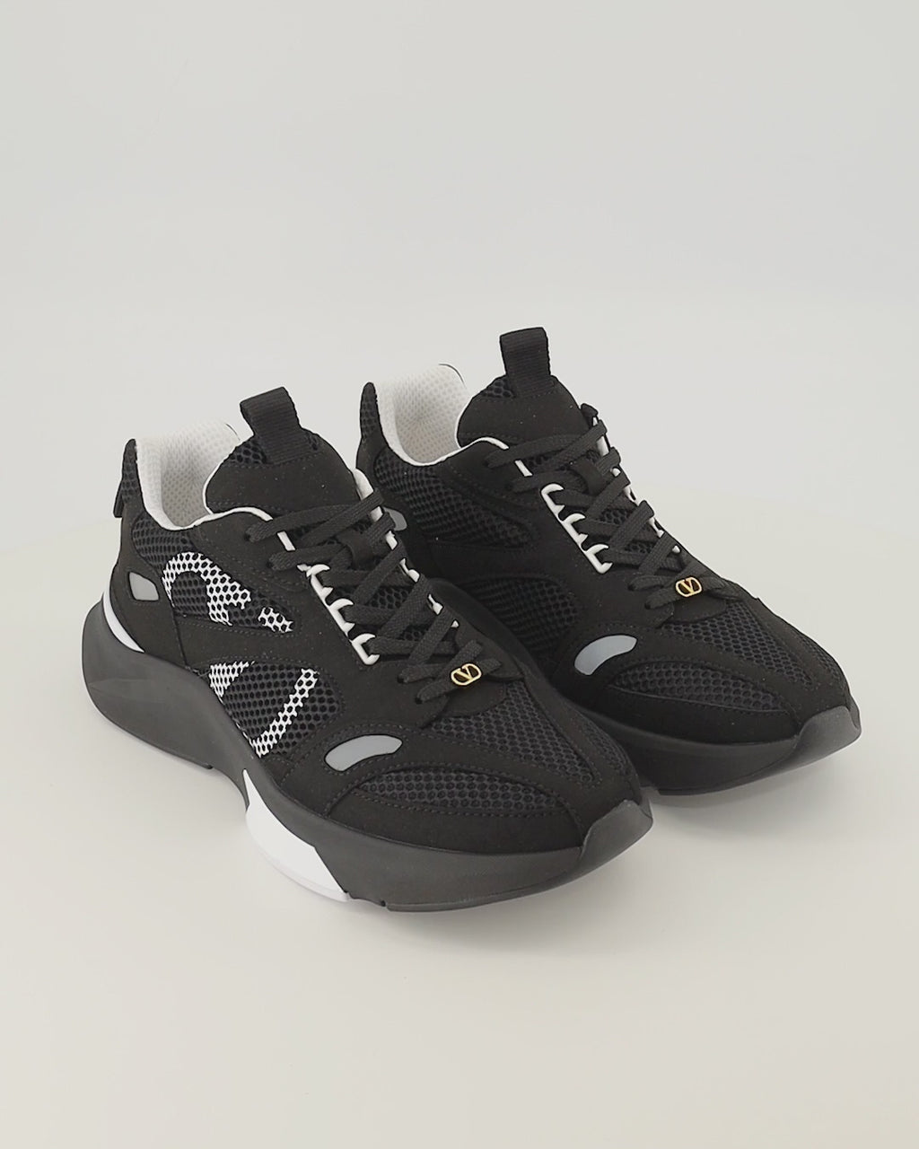 Baskets Sapatilhas de Tecido Pretas Demivee Valentino Garavani Noir Homme