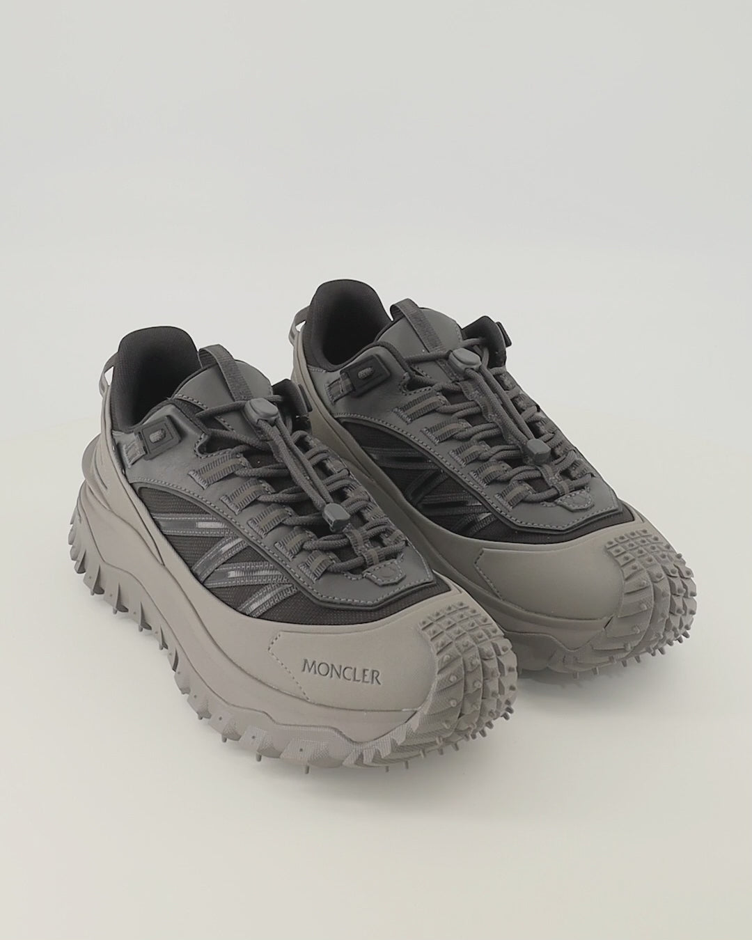 Baskets Zapatillas Trailgrip GTX Grises Moncler Gris Homme