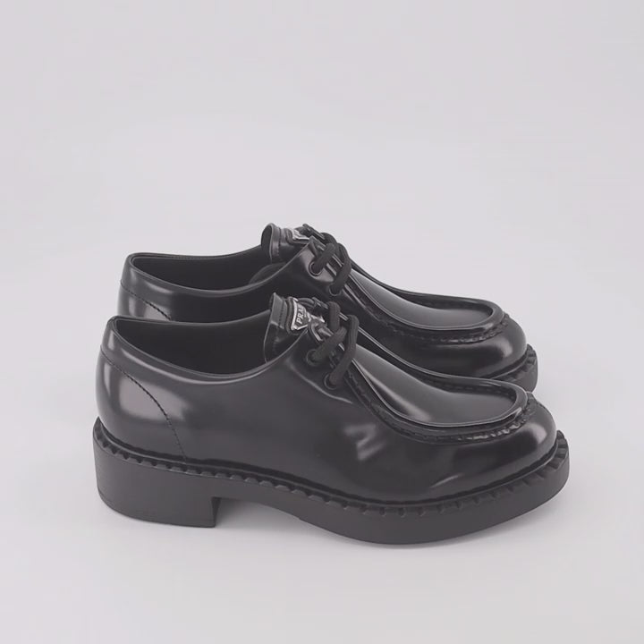 Loafer Mocassins à lacets Prada Schwarz Femme