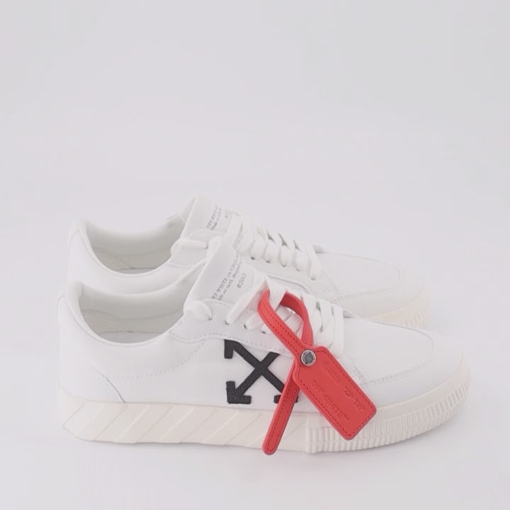 Sneakers Vulcanized sneakers Off-White White Man