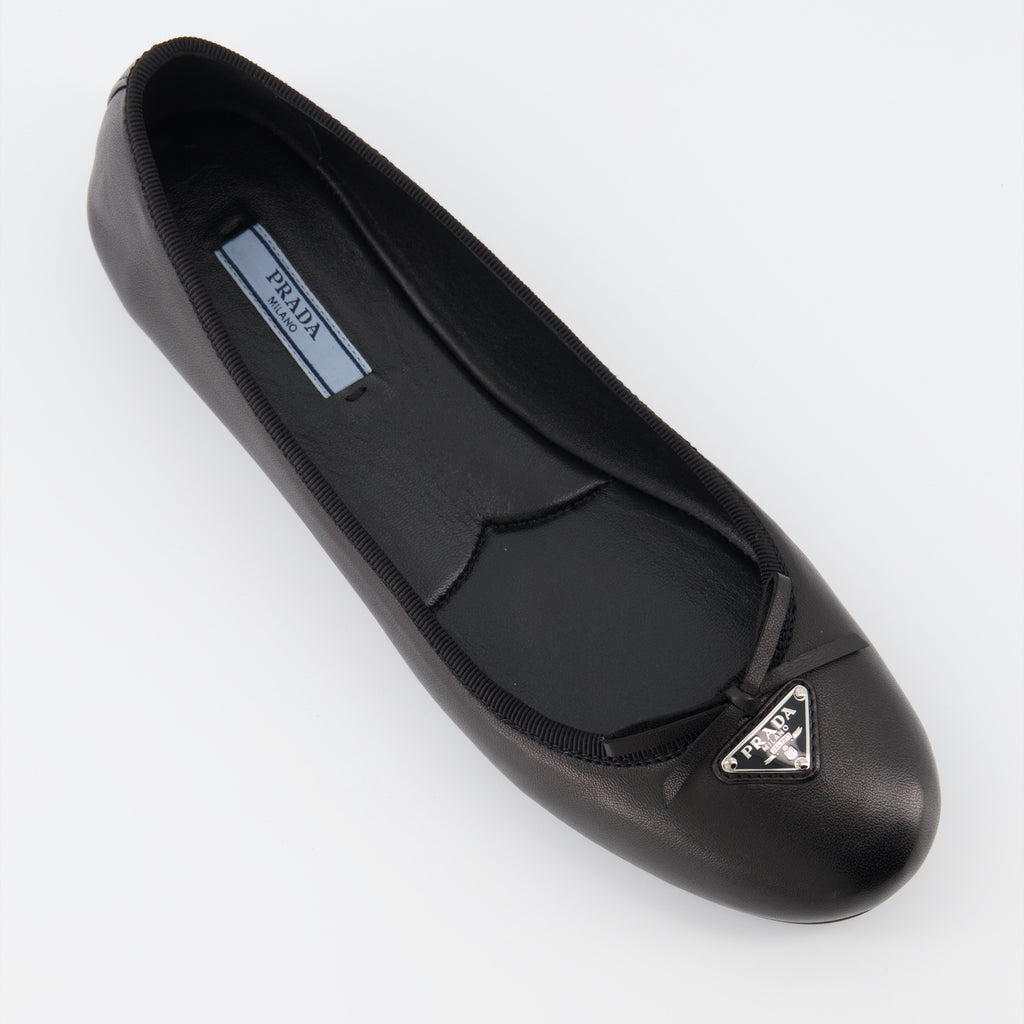 フラットシューズ ナッパ バレリーナ Prada 黒 女性