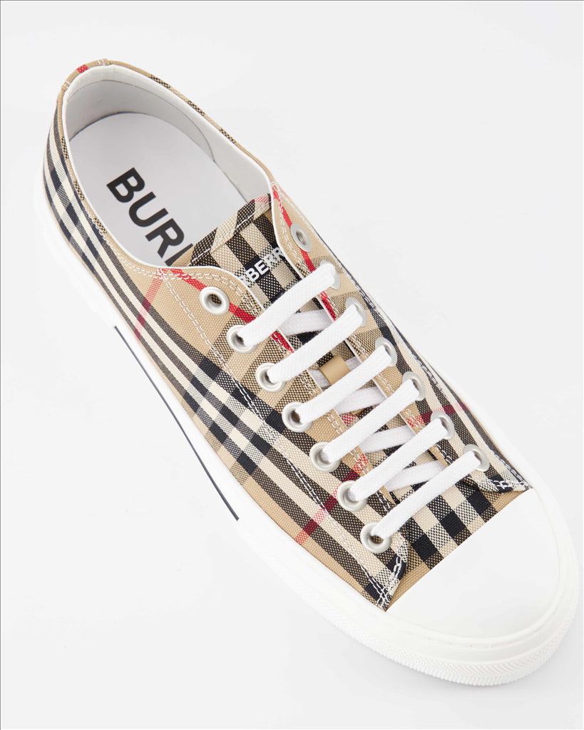 Chaussures de ville Baskets à carreaux Burberry Beige Homme