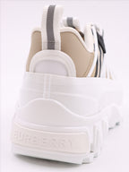 Sneakers Baskets à carreaux Burberry Beige Femme