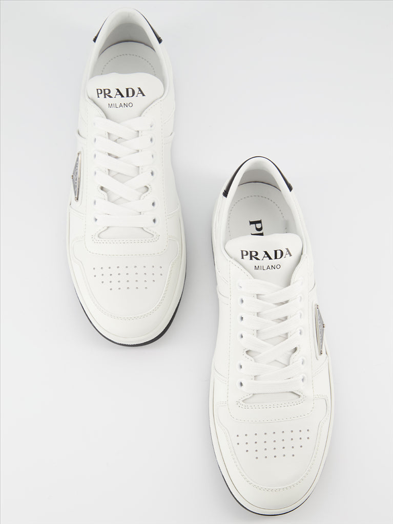 Baskets Baskets basses Prada Blanc Femme