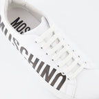 Baskets Baskets à logo Moschino Blanc Homme