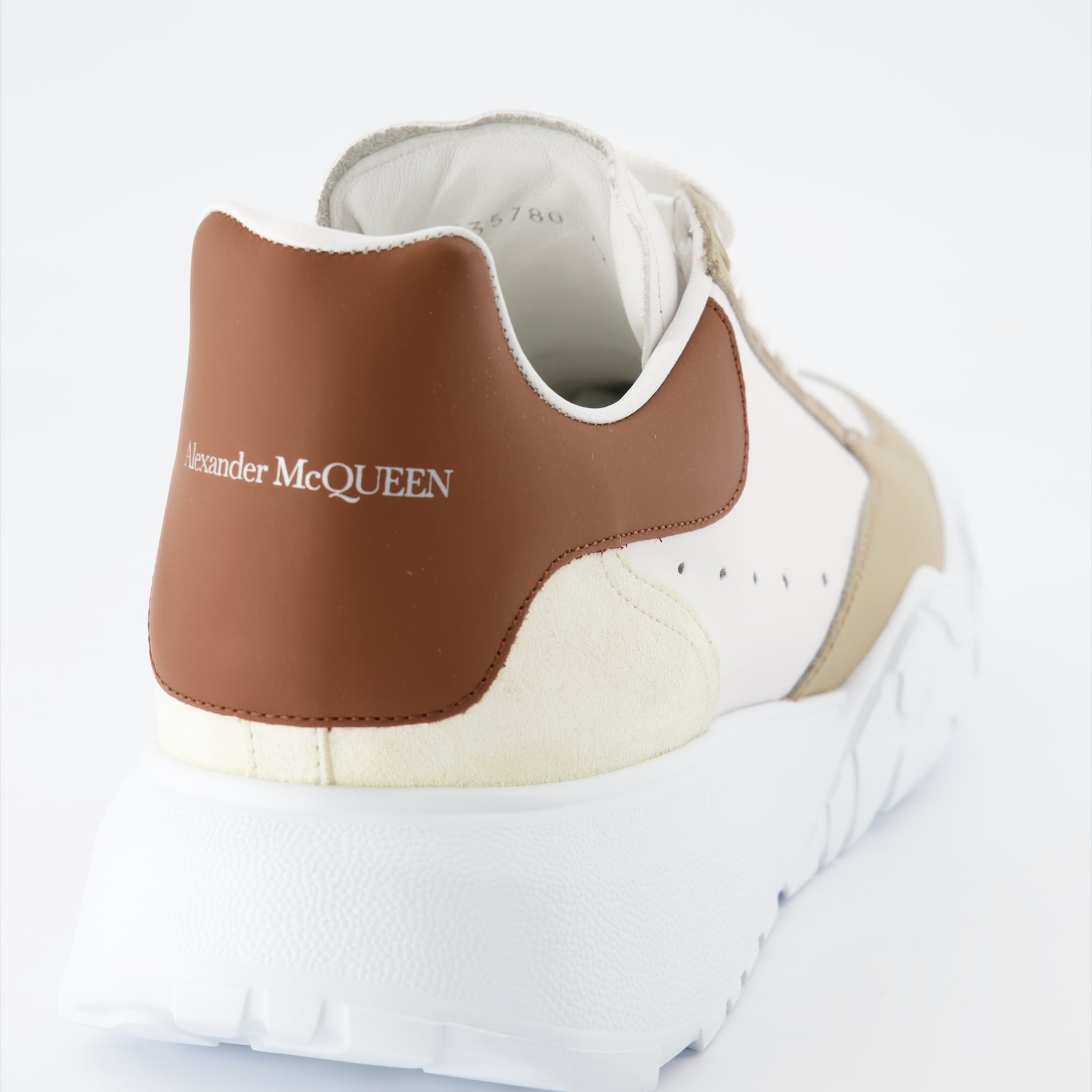 Sneaker Baskets Court Trainer Alexander McQueen Beige Homme