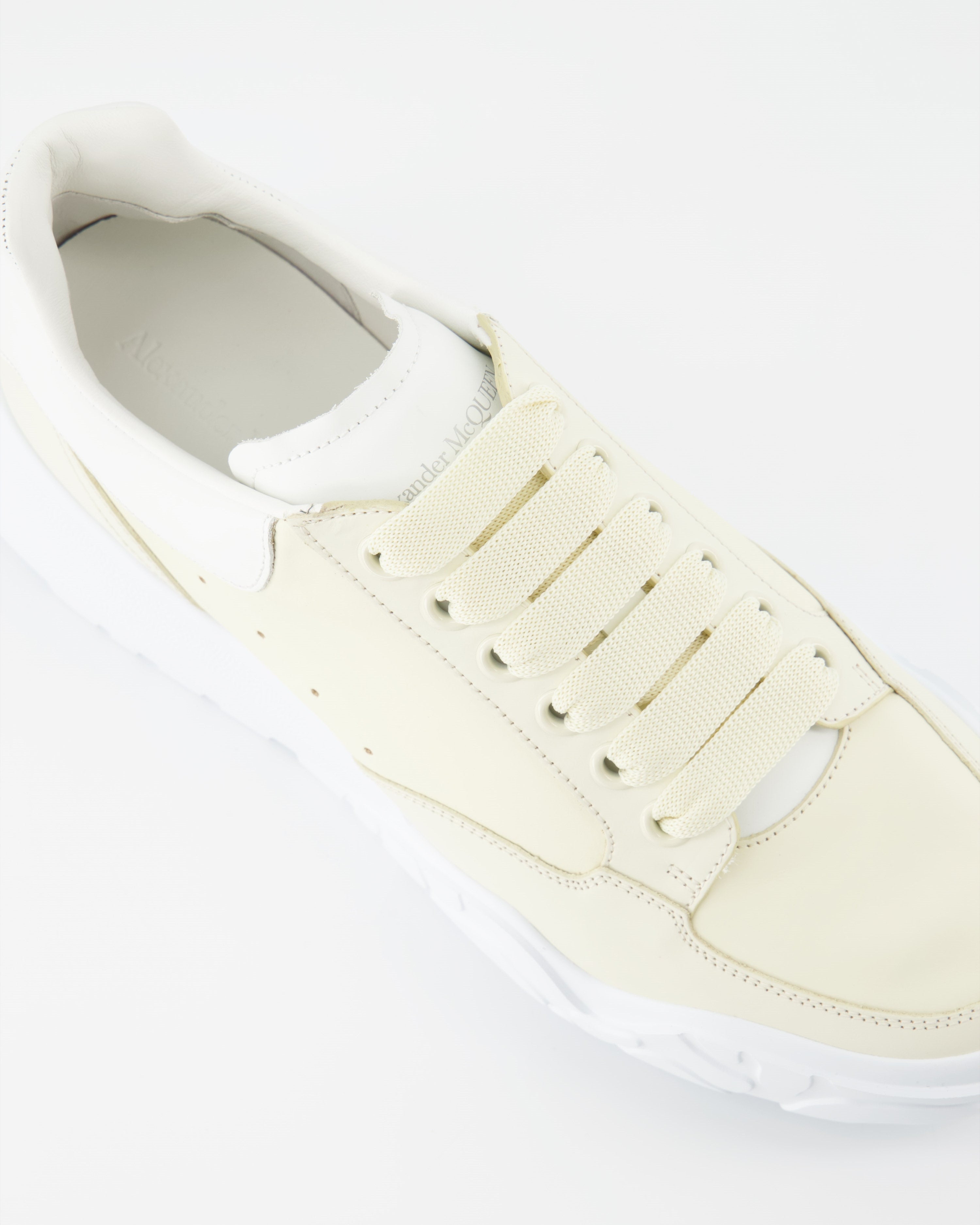 Sneaker Baskets Court Trainer Alexander McQueen Beige Homme