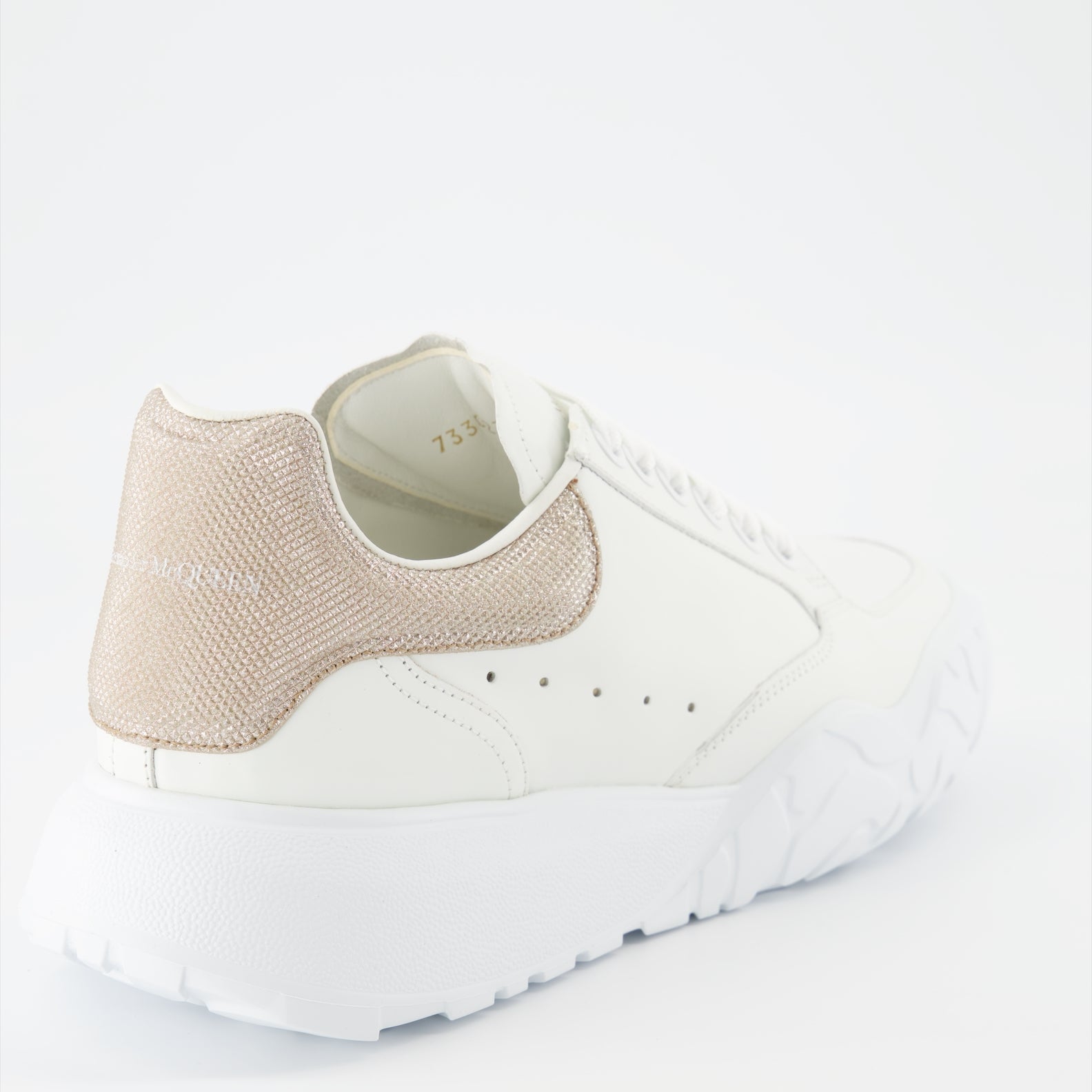 Sneaker Baskets Court Trainer Alexander McQueen Beige Femme