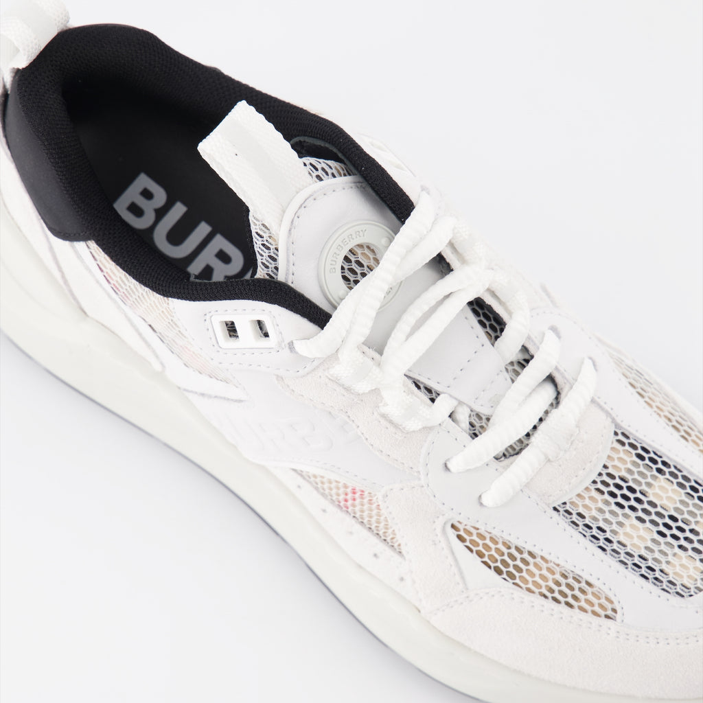 Sneaker Baskets en cuir et mesh Burberry Beige Femme