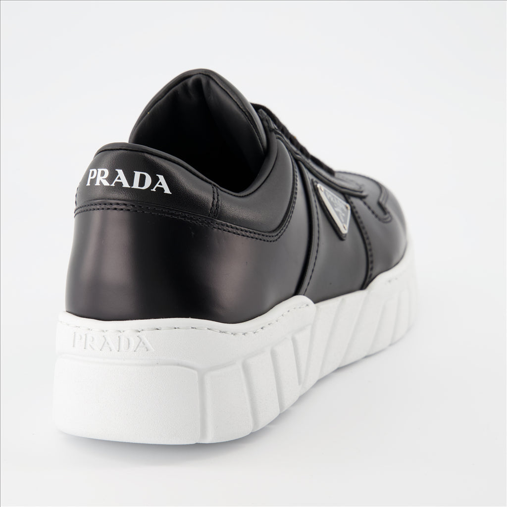 Sneaker Baskets en cuir Prada Schwarz Homme