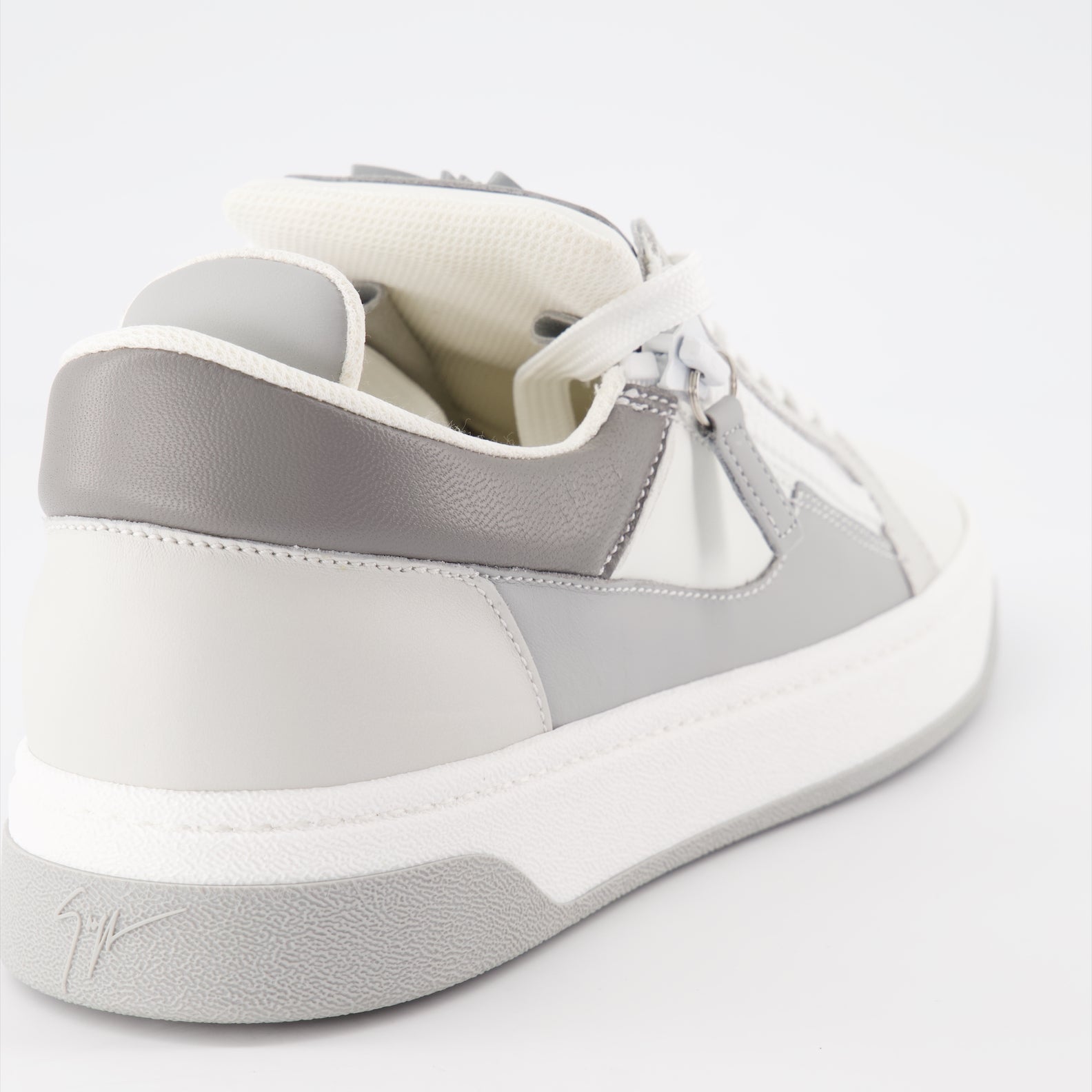 スニーカー GZ94 スニーカー Giuseppe Zanotti グレー 男