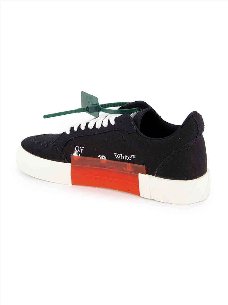 Sneaker Baskets Low Vulcanized Off-White Negro Homme