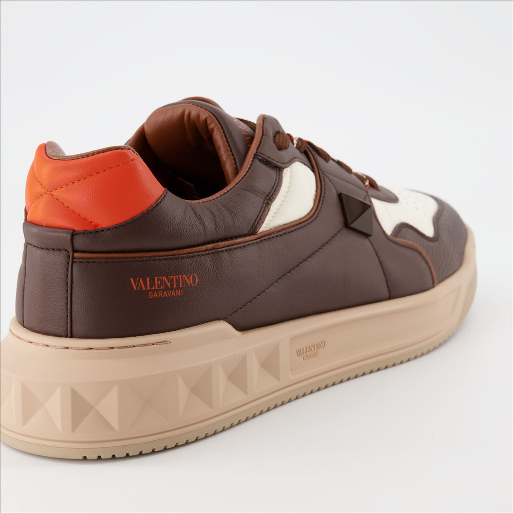 Sneakers One Stud Sneakers Valentino Garavani Brown Man