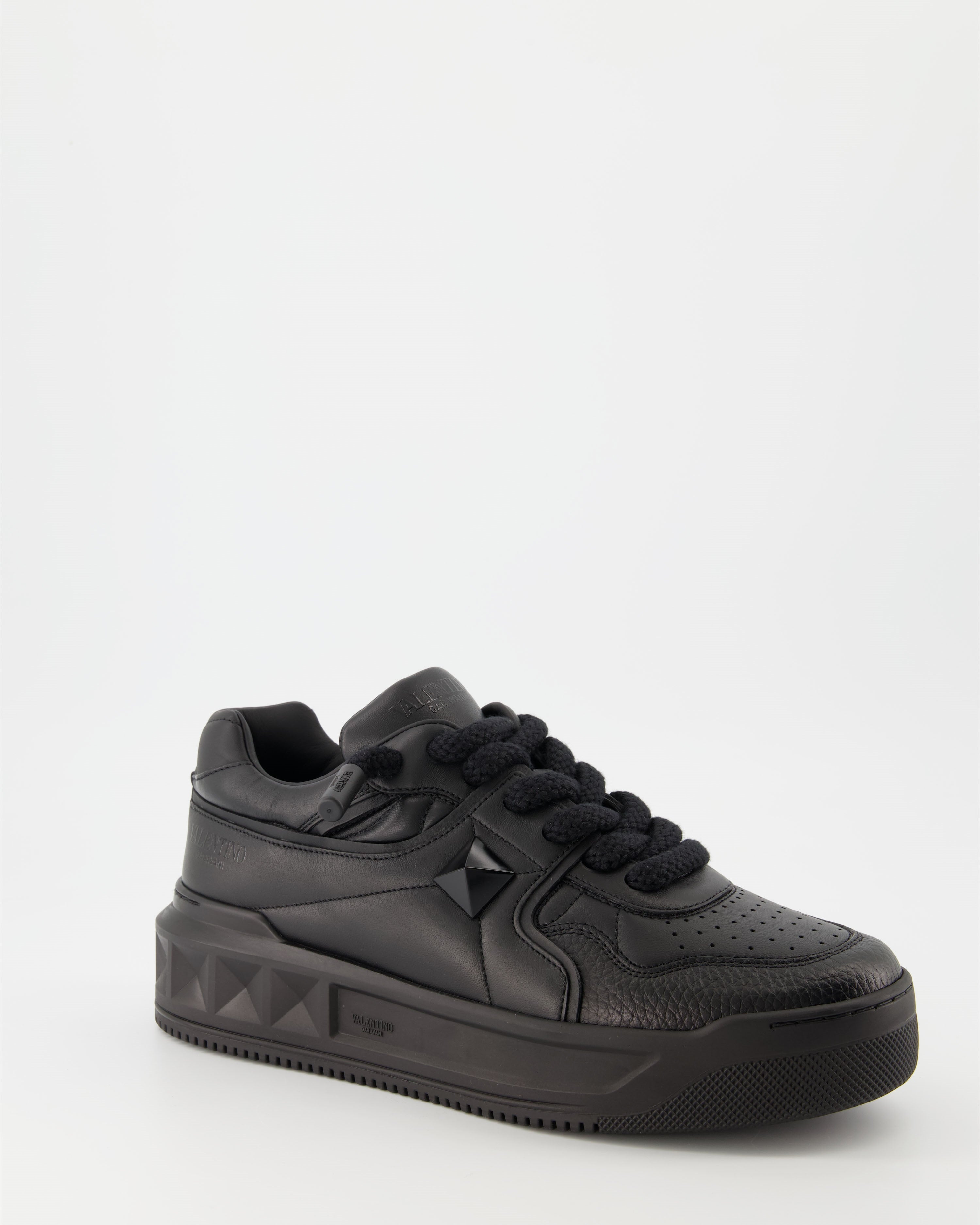 Sneakers One Stud Sneakers Valentino Garavani Black Man