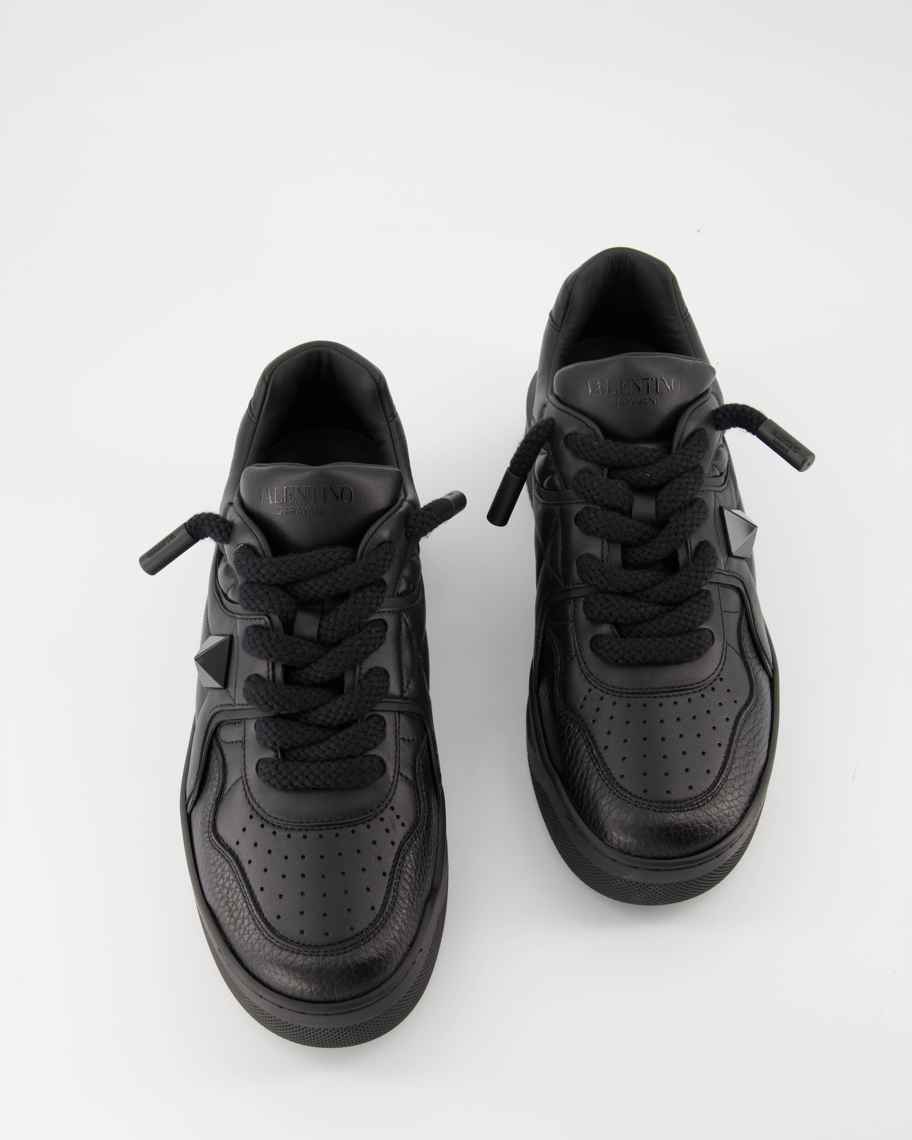 Sneakers One Stud Sneakers Valentino Garavani Black Man