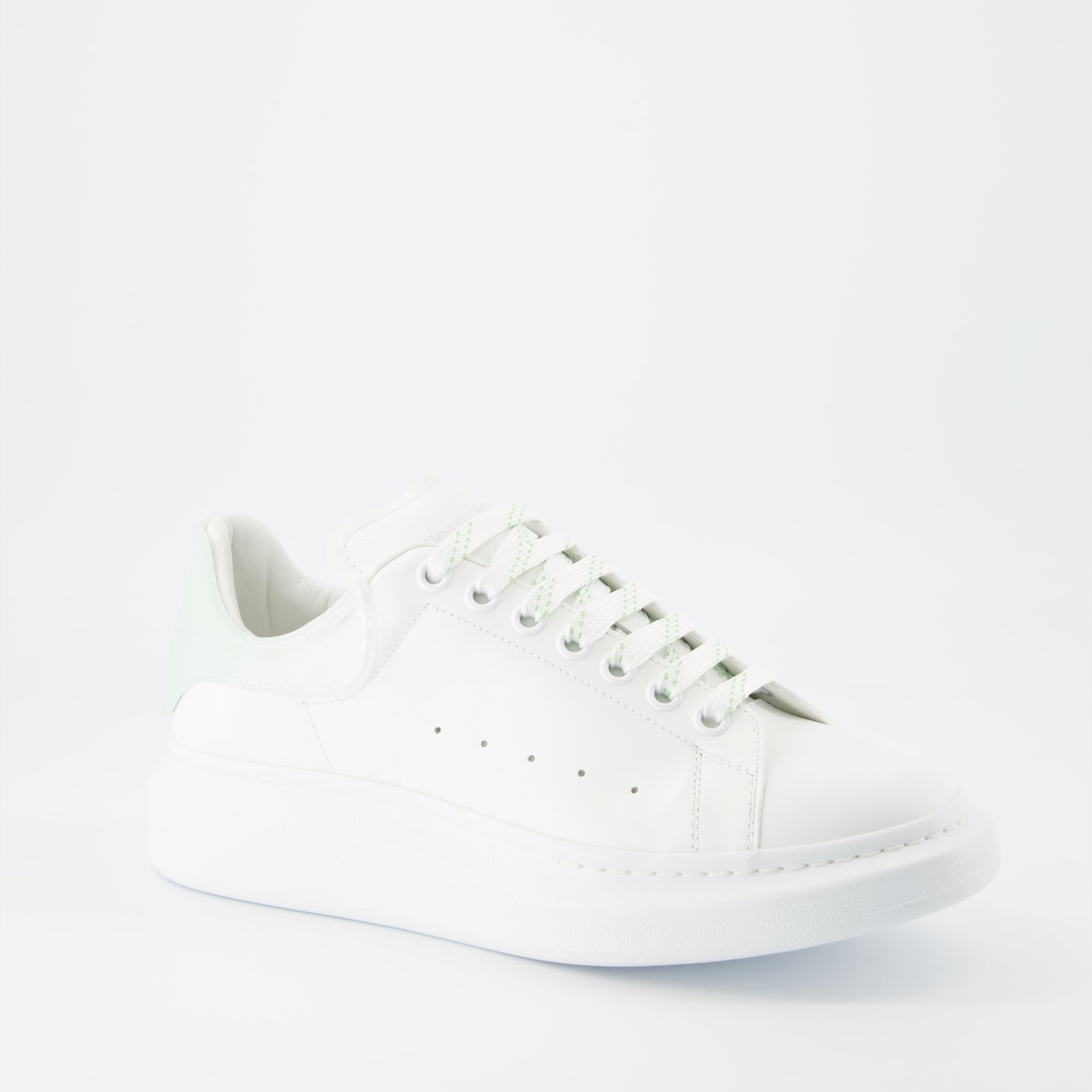 Tênis Baskets oversize Alexander McQueen Branco Homme