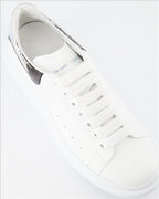 スニーカー オーバーサイズスニーカー Alexander McQueen 銀 男