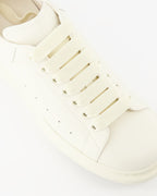 Baskets Baskets oversize Alexander McQueen Beige Homme