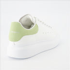 スニーカー オーバーサイズスニーカー Alexander McQueen 緑 女性