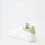 スニーカー オーバーサイズスニーカー Alexander McQueen 緑 女性