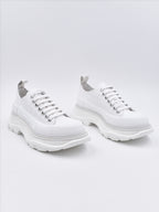 Sneakers Baskets Trainers Alexander McQueen Bianco Femme