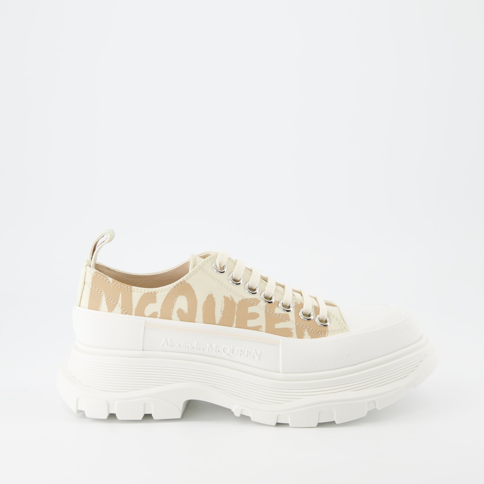 Sneaker Baskets Tread Slick Graffiti Alexander McQueen Beige Femme