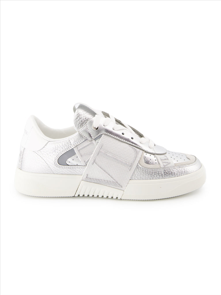 VL7N Silver Sneakers