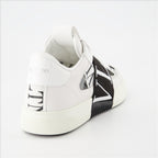 スニーカー VL7N スニーカー Valentino Garavani 黒 女性