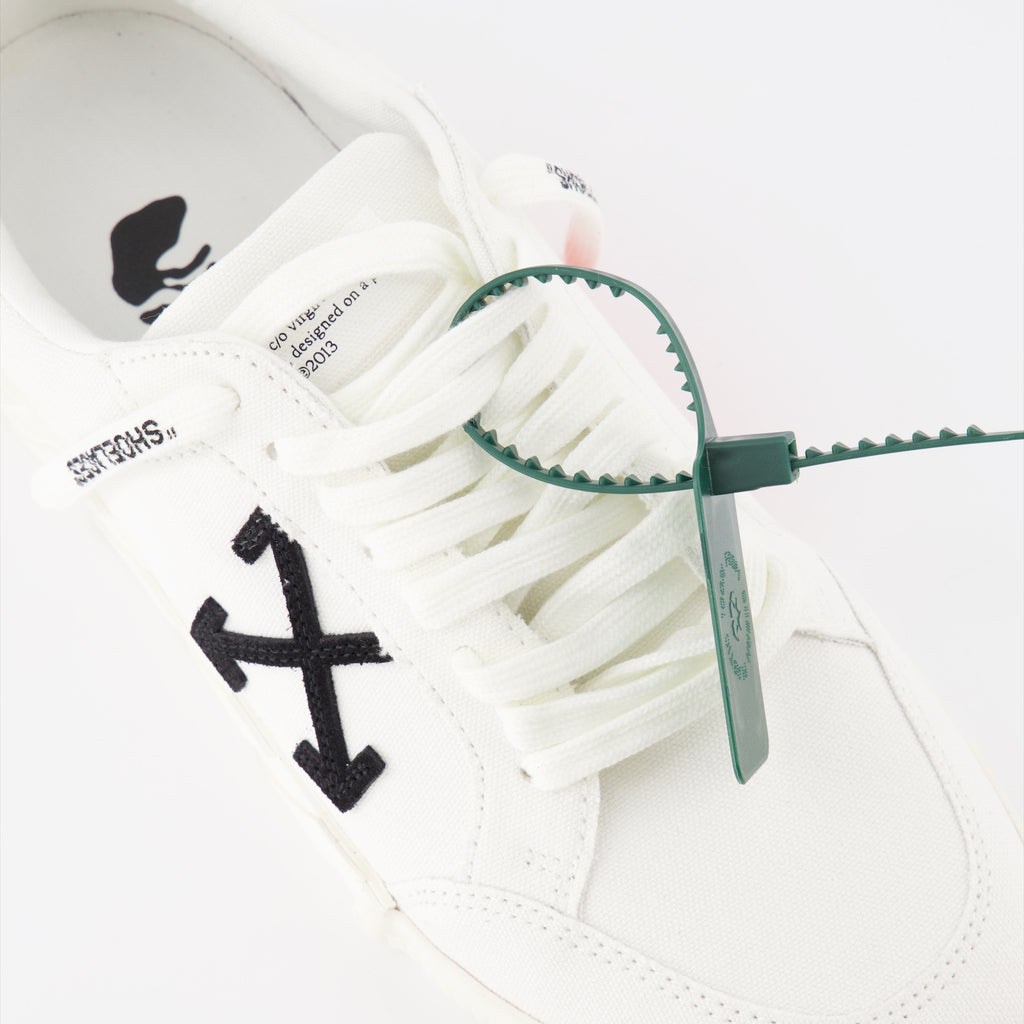 スニーカー 加硫スニーカー Off-White 白 男